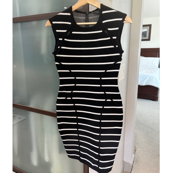 Guess Bodycon Dress - Black/White Stripe Size S - Picture 4 of 14